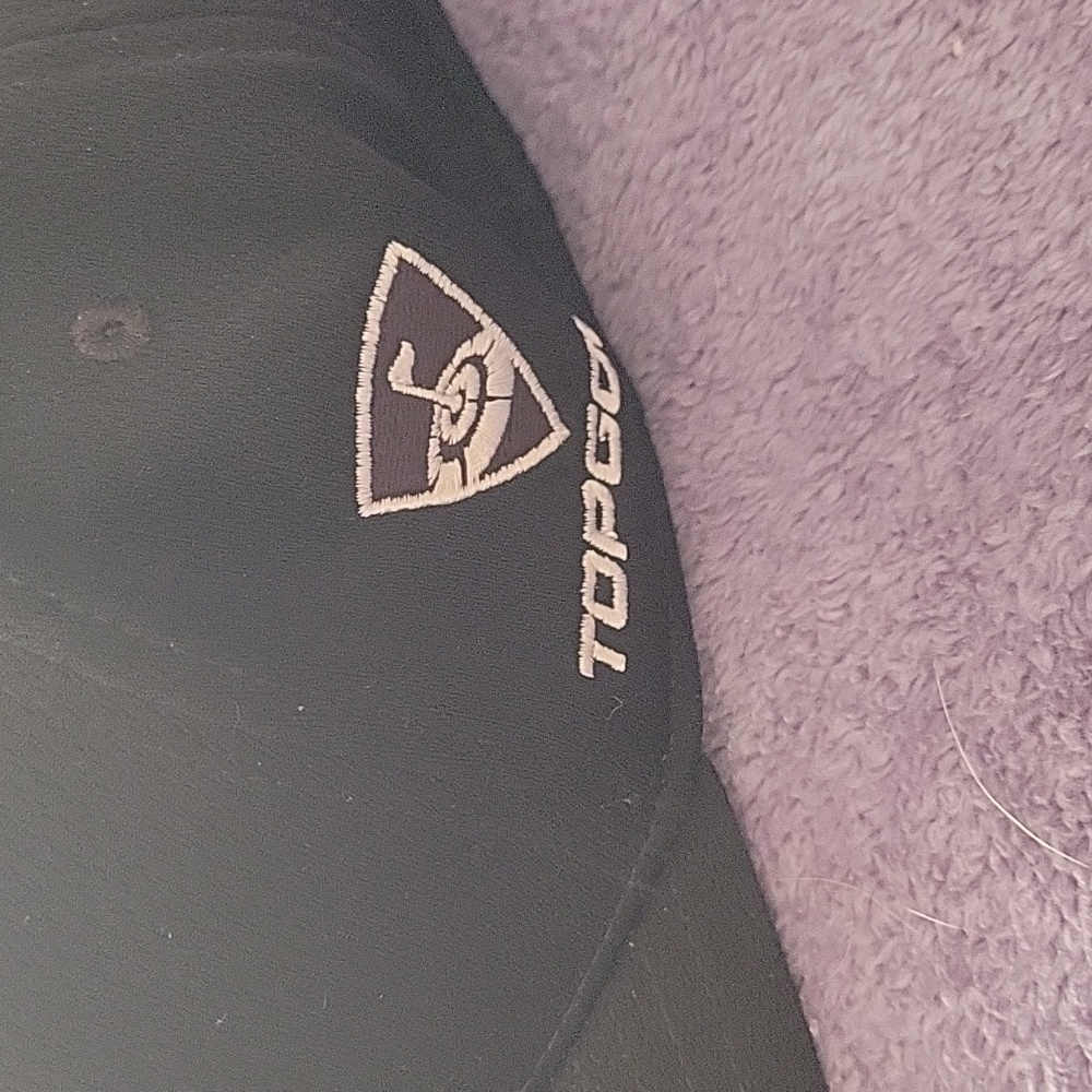 Golf cap - Picture 2 of 3